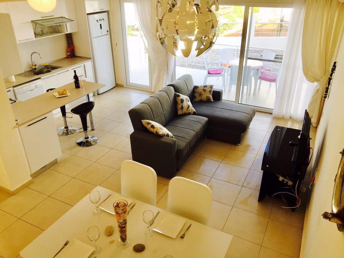 Villa 16L Gastria Esterno foto