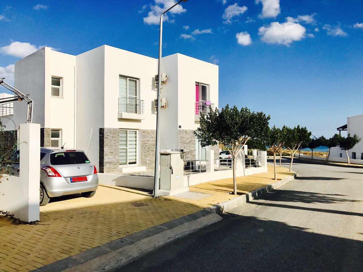 Villa 16L Gastria Esterno foto
